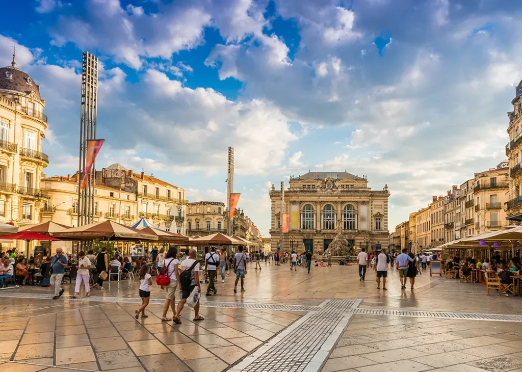 Pieds libres, parcourir les villes